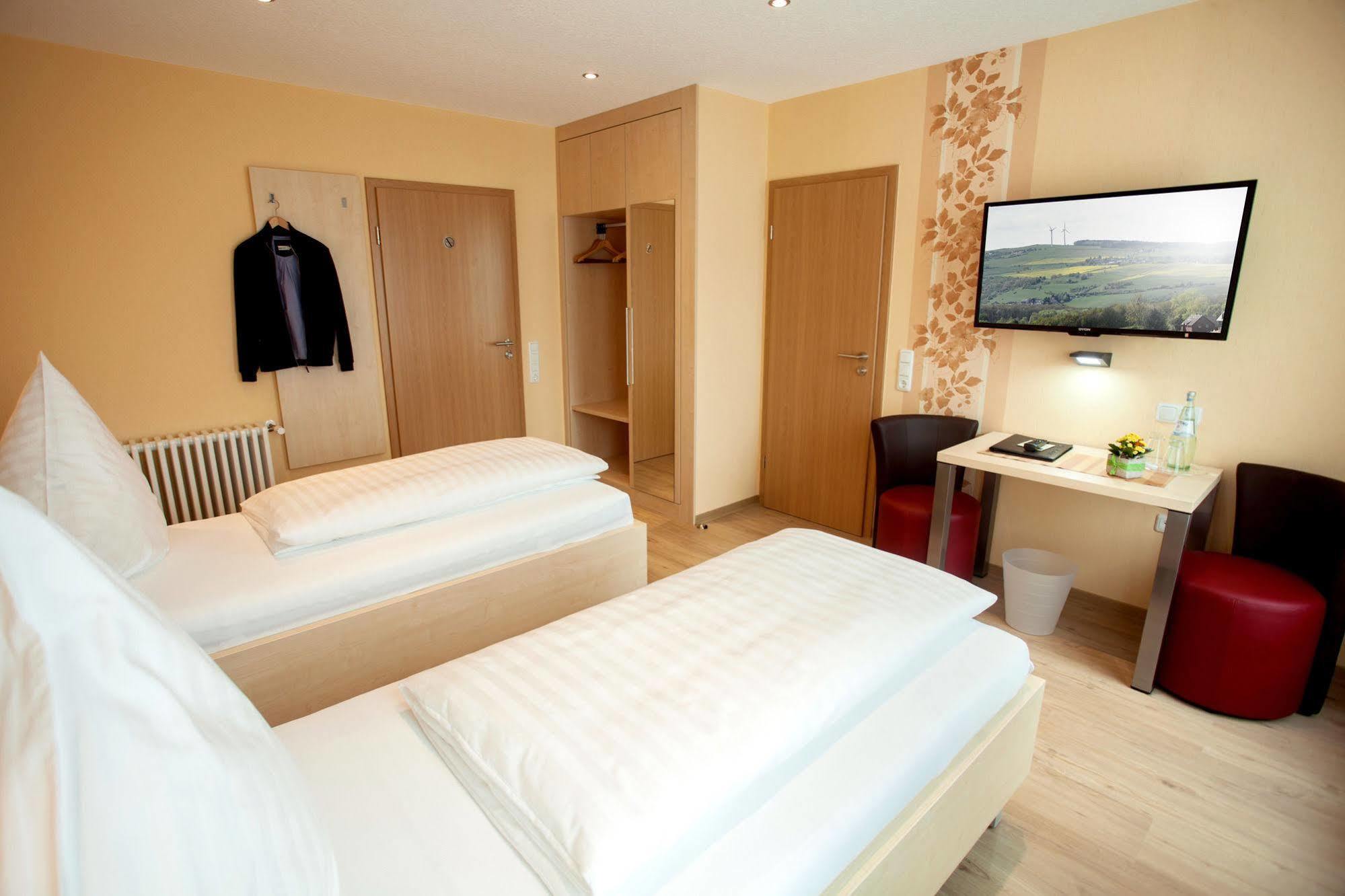 Hotel Haus Hubertus Winterspelt